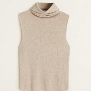 Classy and comfortable sleeveless turtleneck sweater